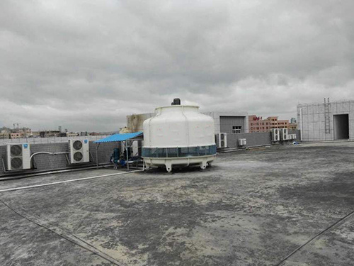 閉式冷卻塔在壓水堆核電站中的起到的作用。(核電站冷卻塔是什么原理)